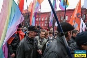 Gay_03.jpg