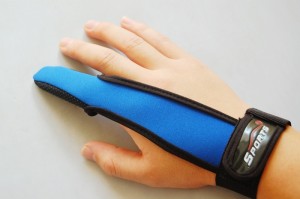Free-Shipping-Surf-pier-fishing-finger-glove-Finger-Protector-fishing-glove.jpg