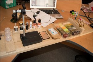 Fly_tying_desk_002.jpg